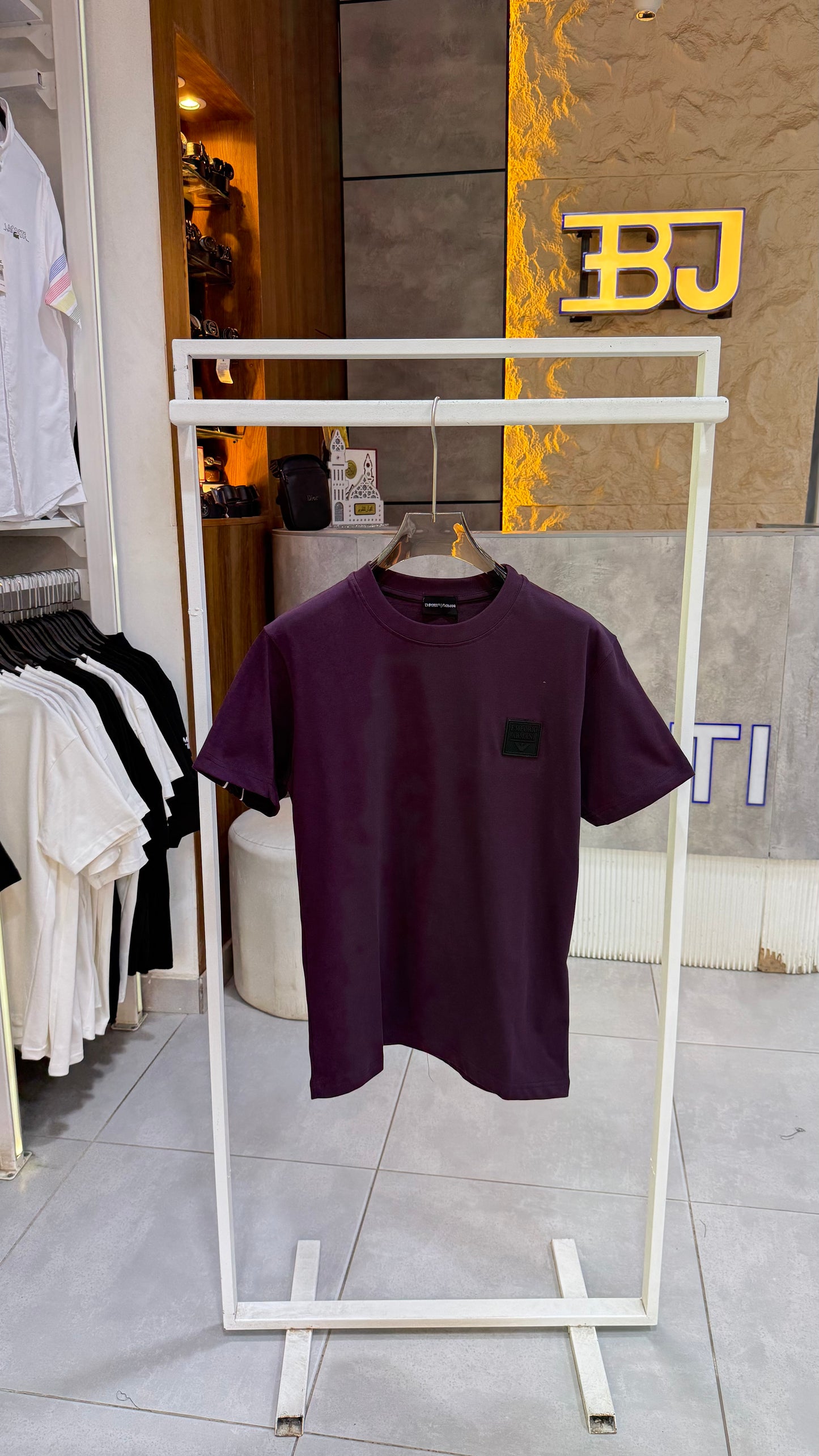 EMPORIO & Armani
