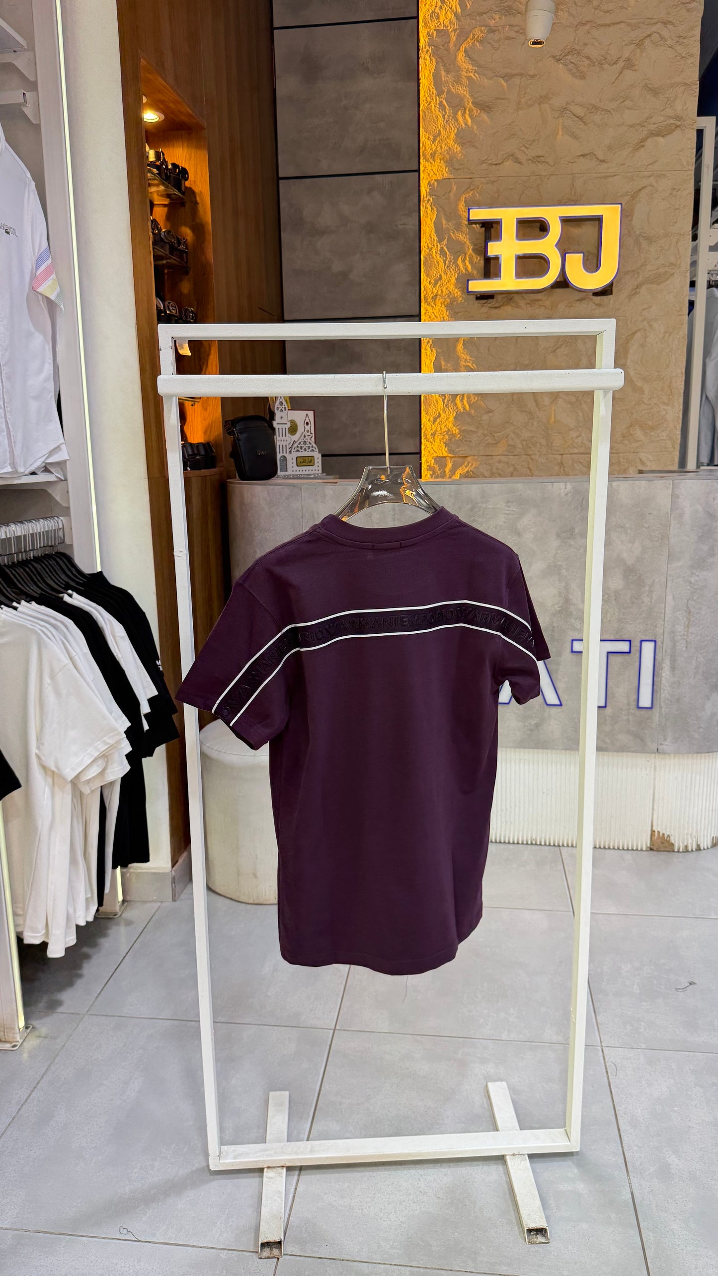 EMPORIO & Armani